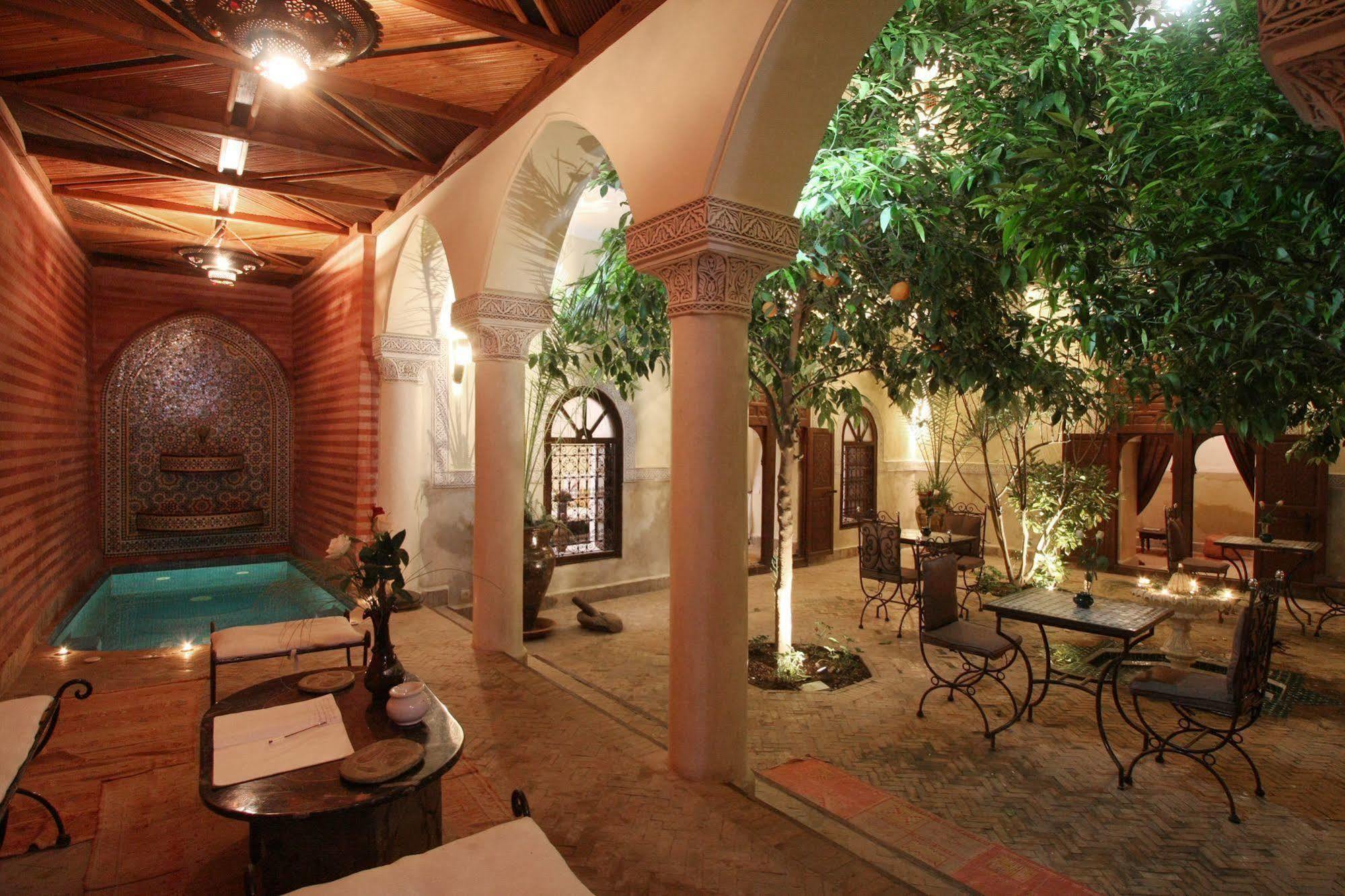 رياض سيدي أيوب رياد 4*